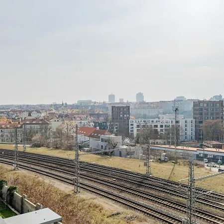 Blueground Vinohrady Rooftop Nr Riegrovy Sady Prg-98 Apartment